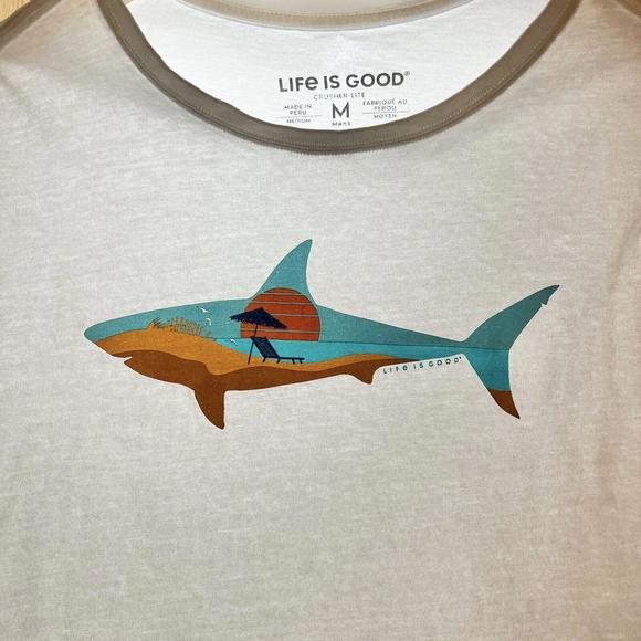 Life is Good Short Sleeve T Shirt Shark Beach White Thin Mens Crusher-Lite Sz M - Picture 8 of 8